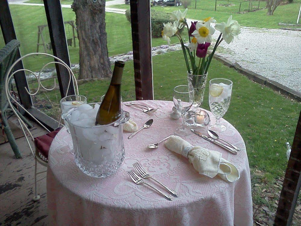 Bed and Breakfast The Pines Of Dresden Esterno foto